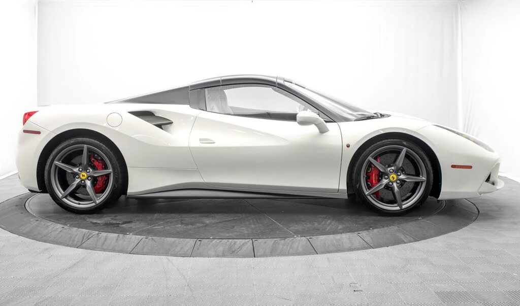 2018 Ferrari 488 Spider - Image 10 of 31