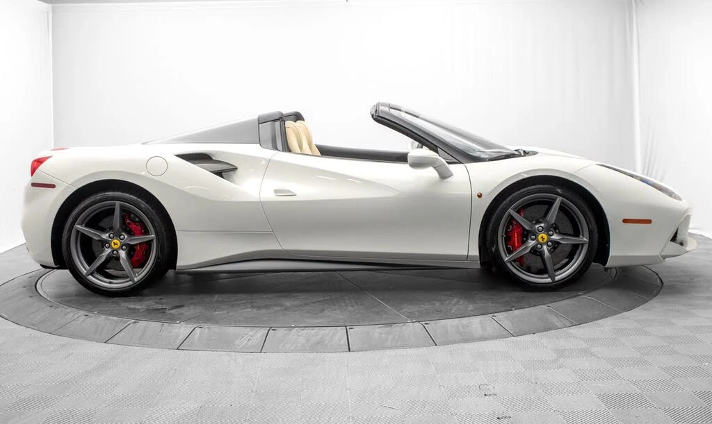 2018 Ferrari 488 Spider - Image 2 of 31