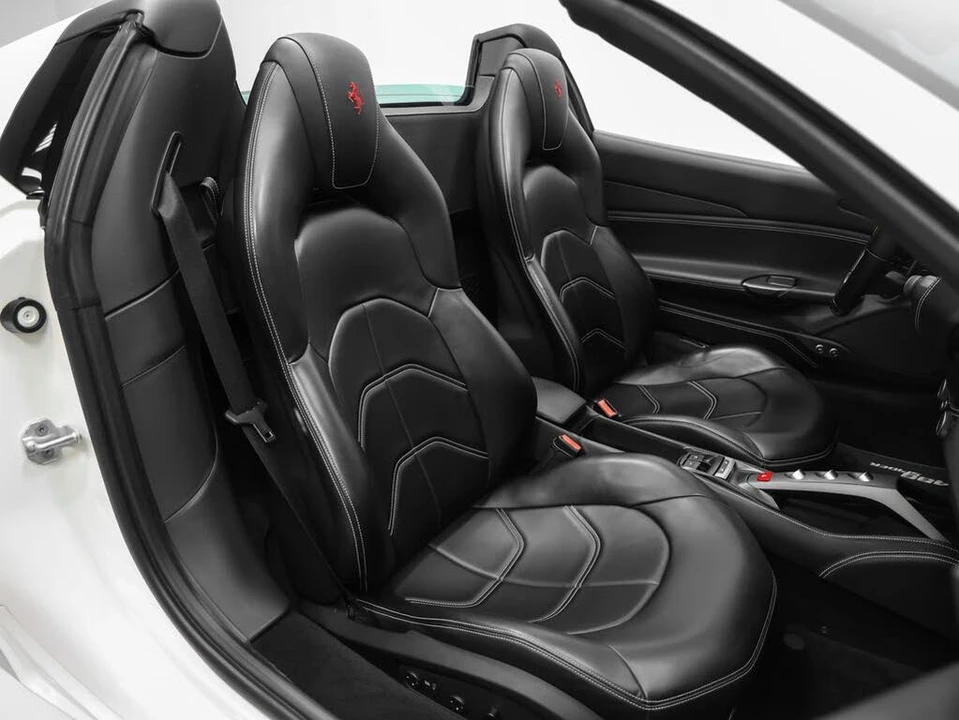 2018 Ferrari 488 Spider - Image 20 of 31