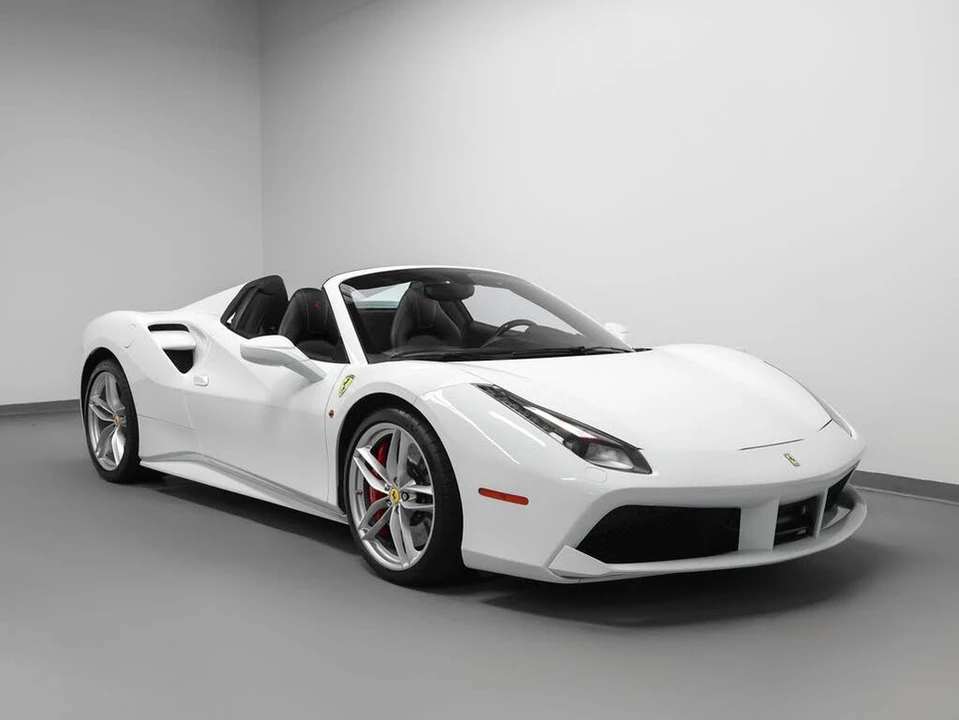 2018 Ferrari 488 Spider - Image 16 of 31