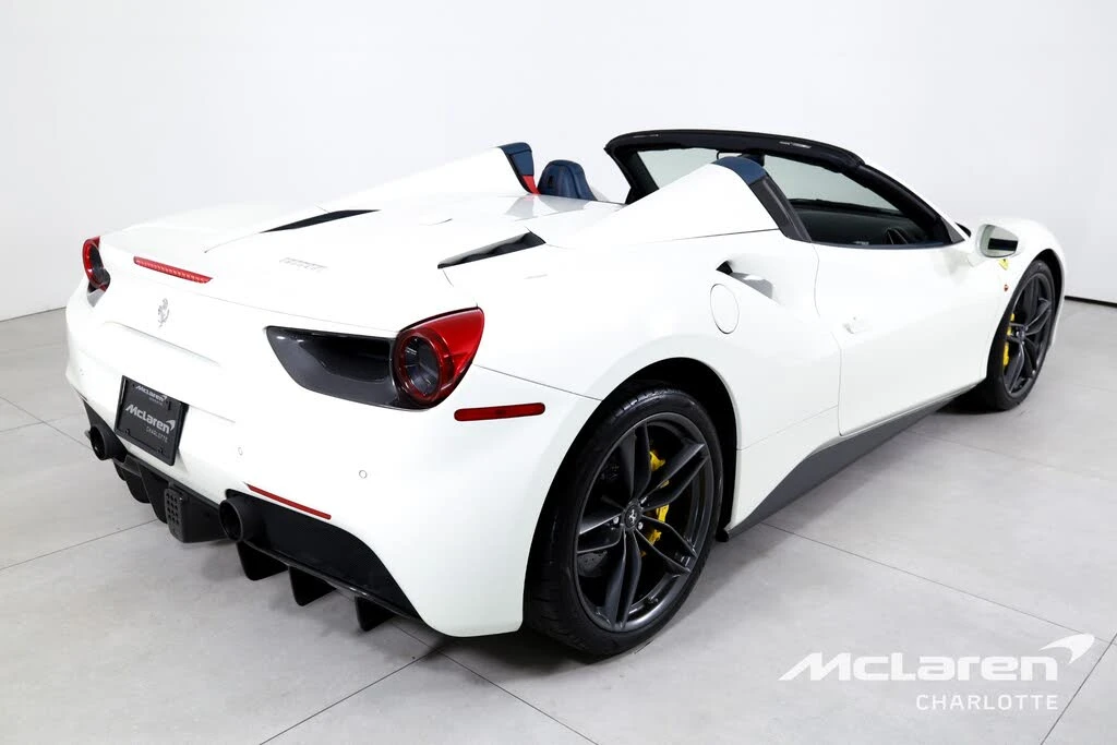2018 Ferrari 488 Spider - Image 9 of 31