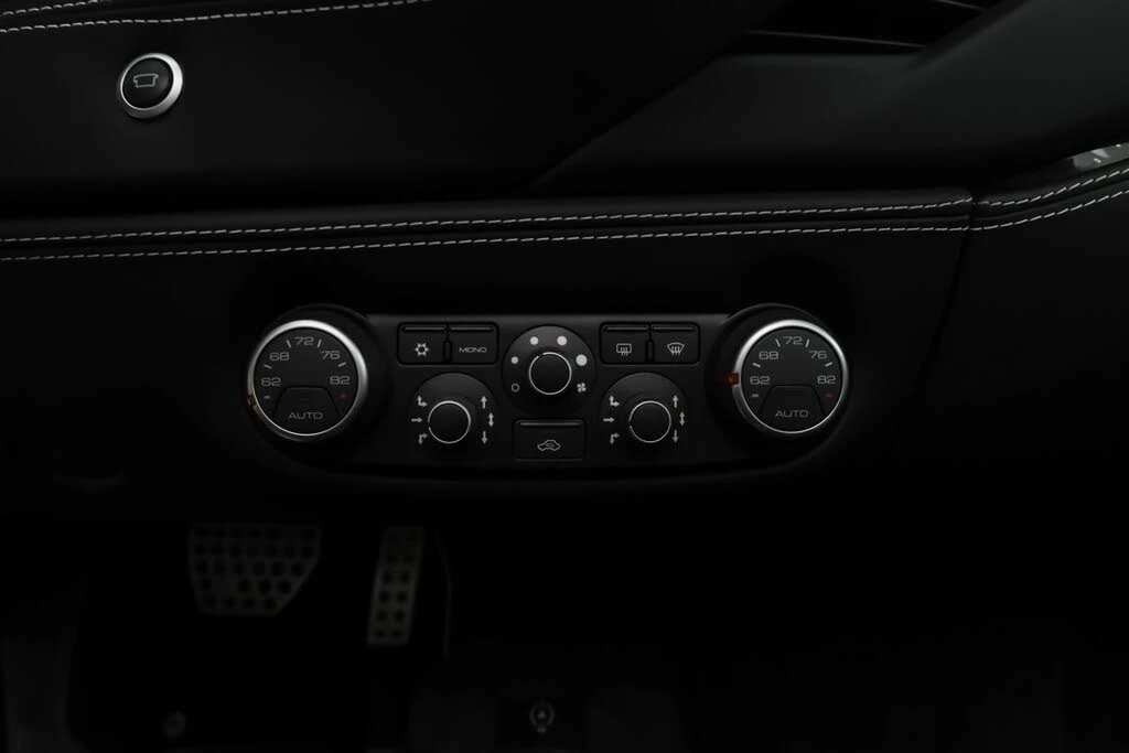 2018 Ferrari 488 Spider - Image 16 of 31