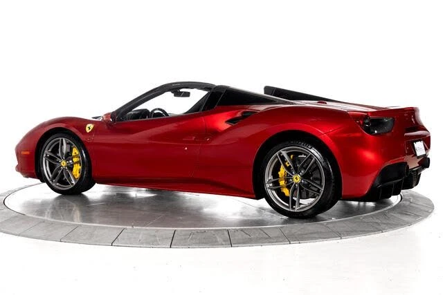 2018 Ferrari 488 Spider - Image 7 of 31