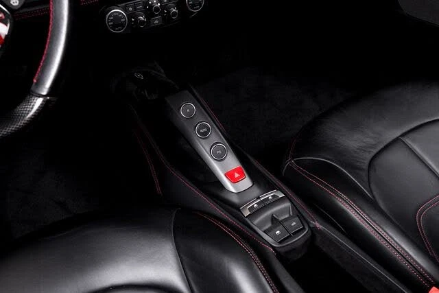2018 Ferrari 488 Spider - Image 30 of 31