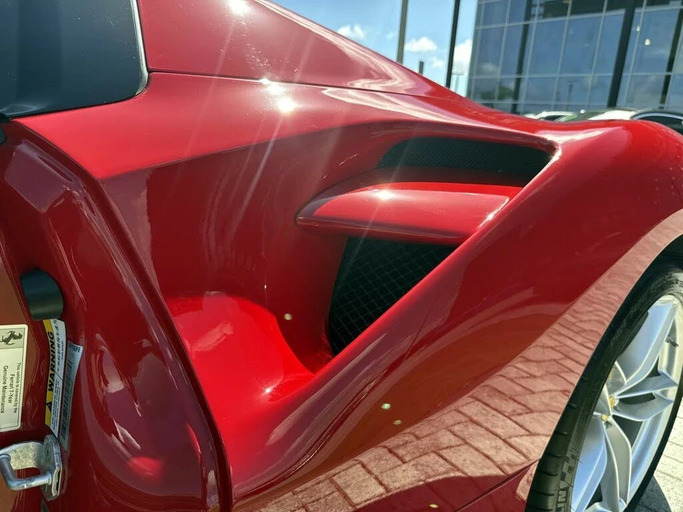 2018 Ferrari 488 Spider - Image 12 of 25