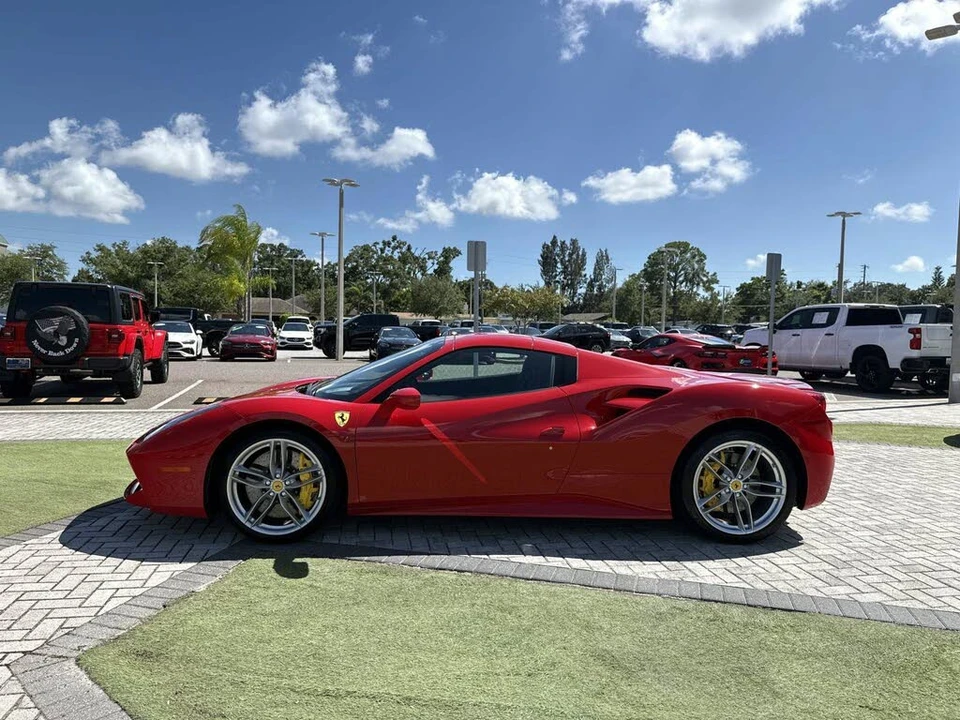 2018 Ferrari 488 Spider - Image 3 of 25