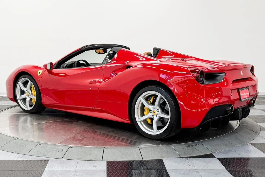 2018 Ferrari 488 Spider - Image 7 of 31