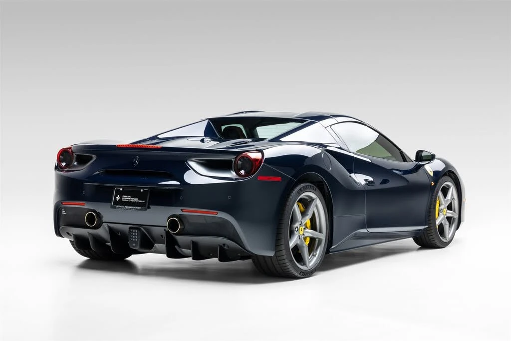 2018 Ferrari 488 Spider - Image 8 of 31