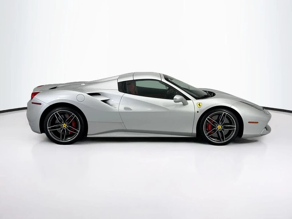 2018 Ferrari 488 Spider - Image 12 of 31