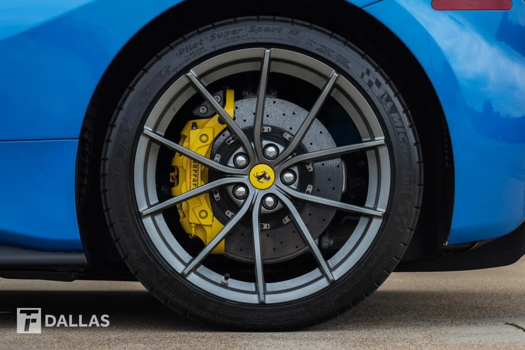 2018 Ferrari 488 Spider - Image 9 of 31