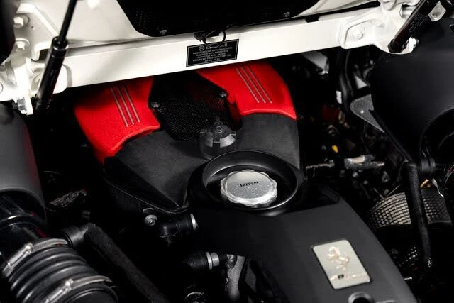 2018 Ferrari 488 Spider - Image 10 of 31