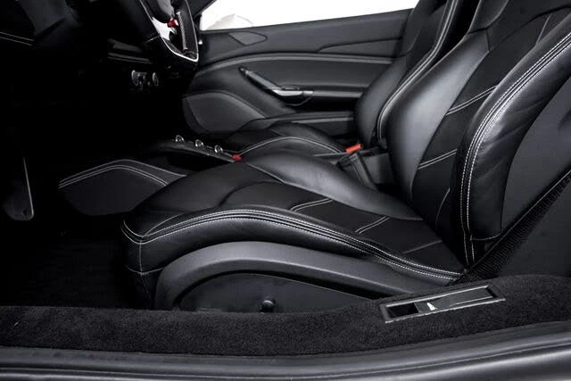 2018 Ferrari 488 Spider - Image 26 of 31