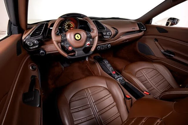 2018 Ferrari 488 Spider - Image 27 of 31