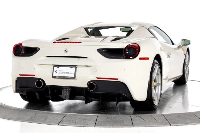 2018 Ferrari 488 Spider - Image 12 of 31