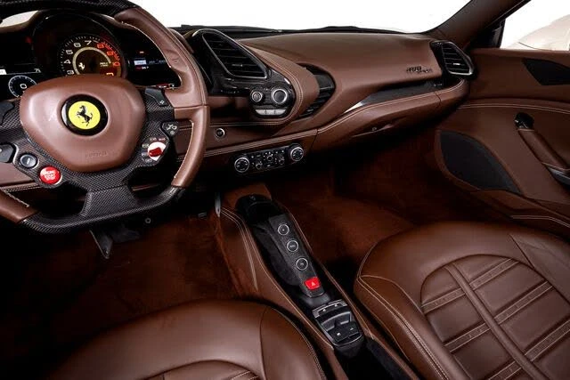 2018 Ferrari 488 Spider - Image 28 of 31