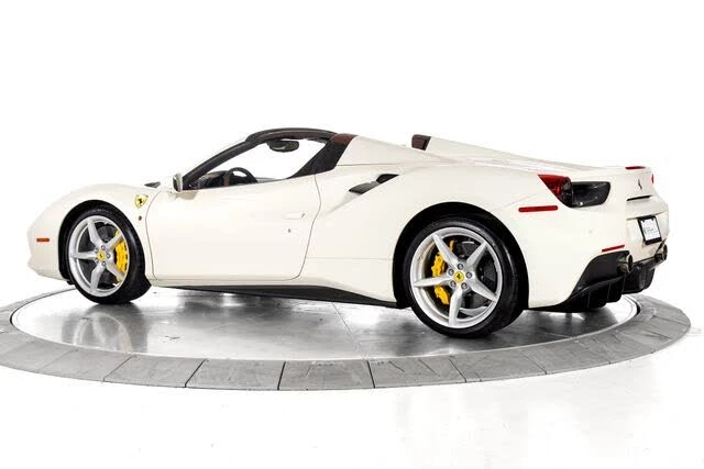 2018 Ferrari 488 Spider - Image 7 of 31