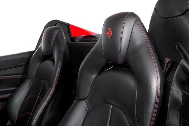 2018 Ferrari 488 Spider - Image 22 of 31