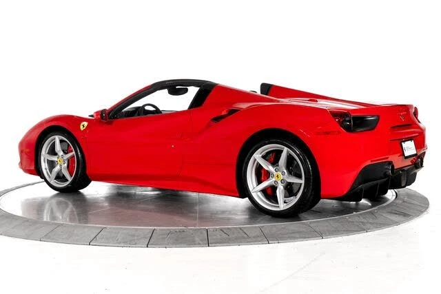 2018 Ferrari 488 Spider - Image 7 of 31