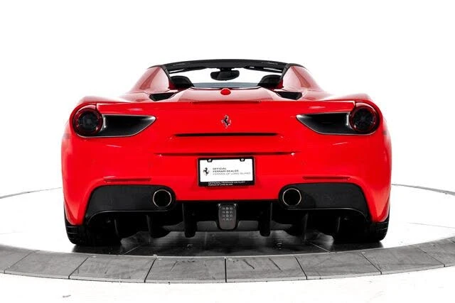 2018 Ferrari 488 Spider - Image 8 of 31