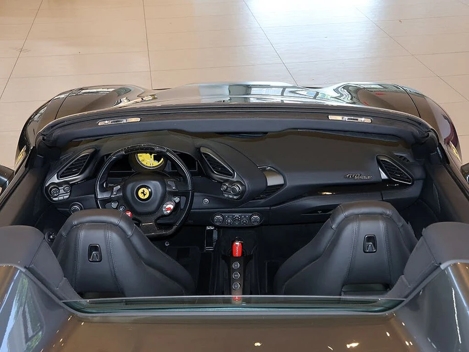 2018 Ferrari 488 Spider - Image 31 of 31