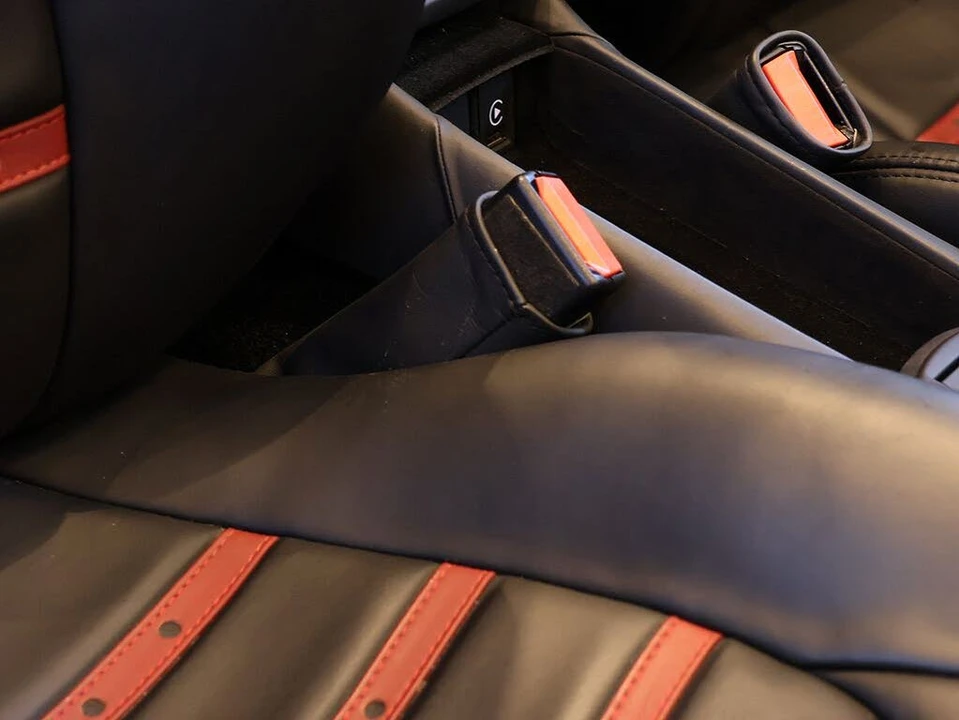 2018 Ferrari 488 Spider - Image 19 of 31
