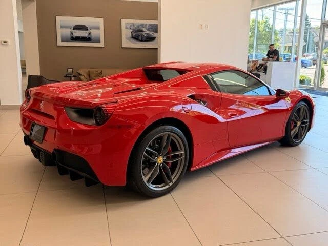 2018 Ferrari 488 Spider - Image 12 of 31