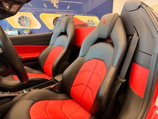 2018 Ferrari 488 Spider - Image 23 of 31