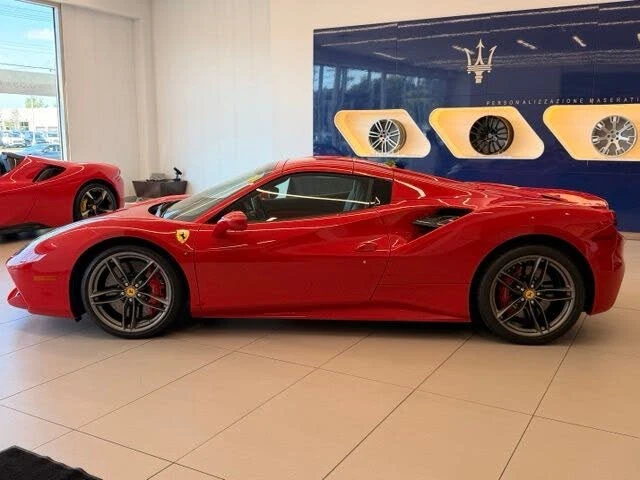 2018 Ferrari 488 Spider - Image 17 of 31