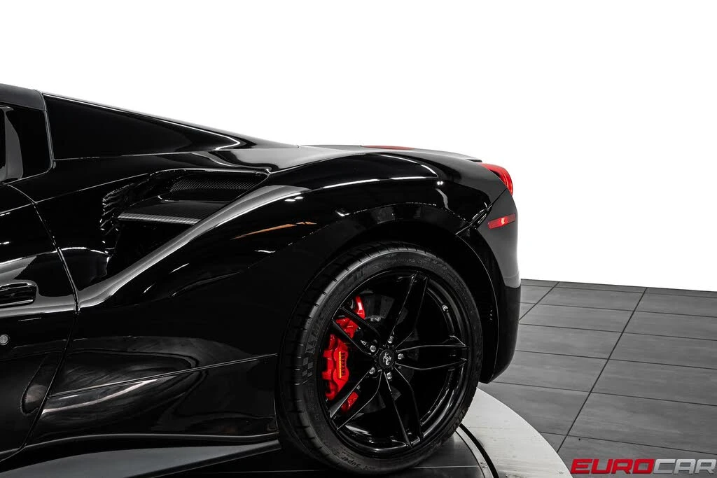 2018 Ferrari 488 Spider - Image 19 of 31