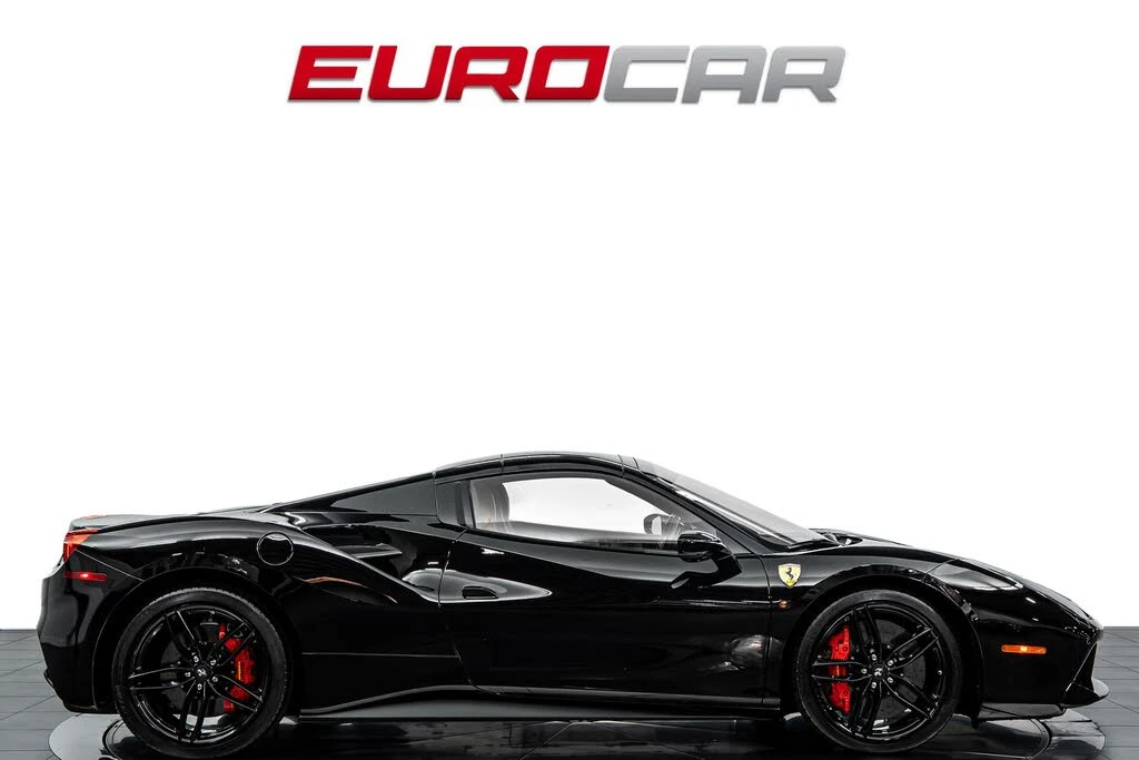2018 Ferrari 488 Spider - Image 7 of 31