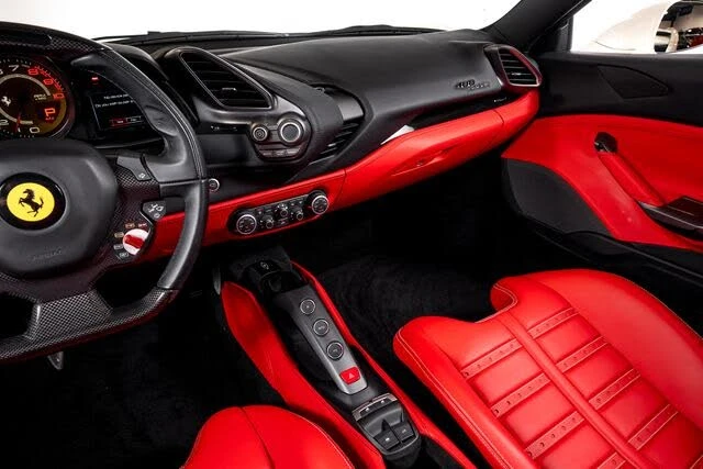 2018 Ferrari 488 Spider - Image 29 of 31