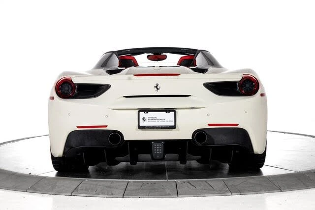 2018 Ferrari 488 Spider - Image 8 of 31
