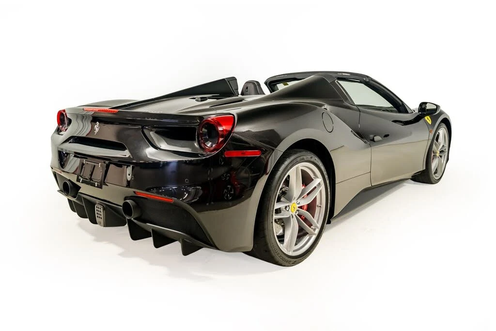 2018 Ferrari 488 Spider - Image 19 of 31