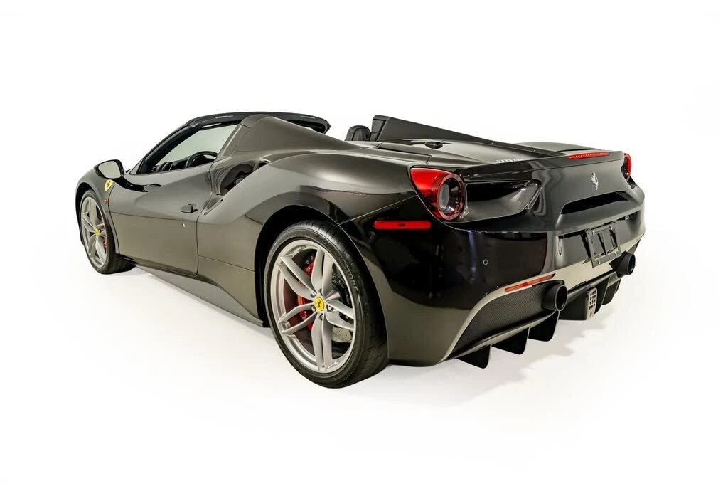 2018 Ferrari 488 Spider - Image 16 of 31