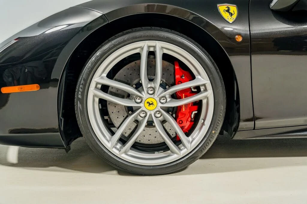 2018 Ferrari 488 Spider - Image 22 of 31