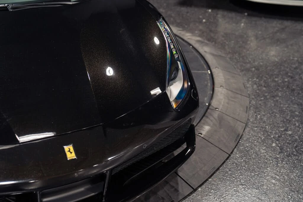 2018 Ferrari 488 Spider - Image 5 of 31