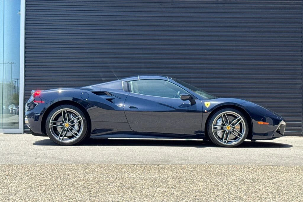 2018 Ferrari 488 Spider - Image 9 of 31