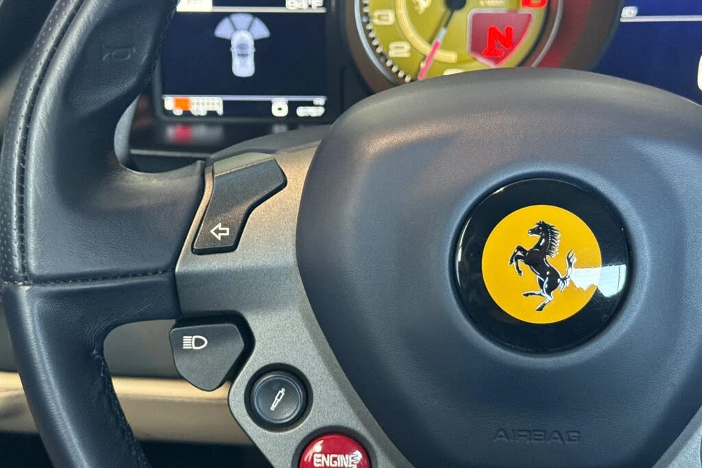 2018 Ferrari 488 Spider - Image 28 of 31