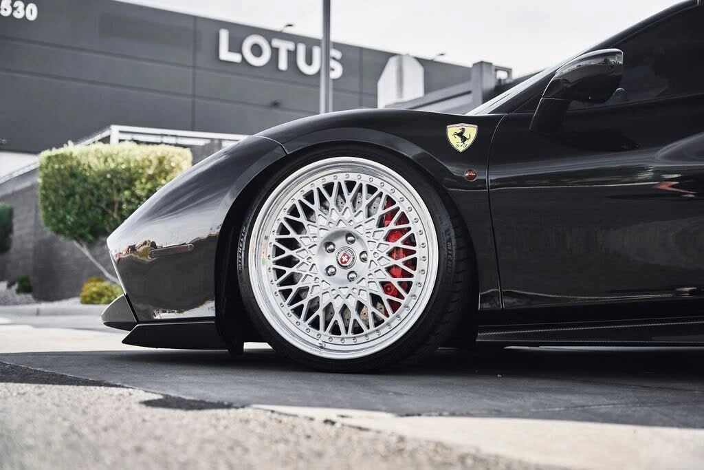 2018 Ferrari 488 Spider - Image 11 of 31