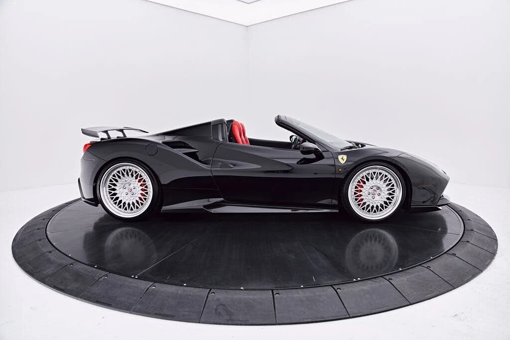 2018 Ferrari 488 Spider - Image 25 of 31