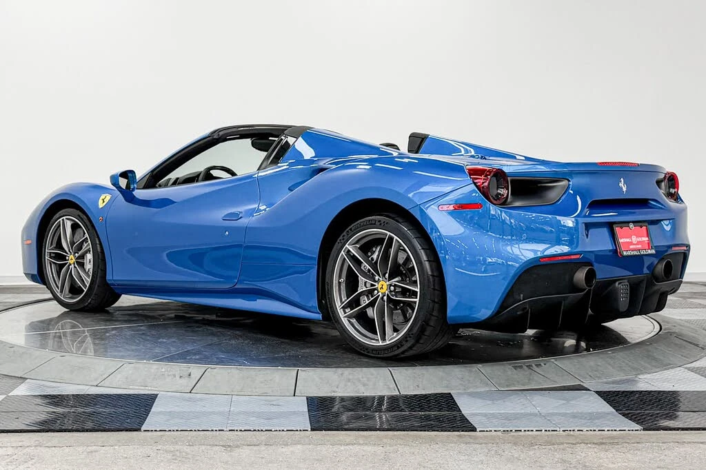 2018 Ferrari 488 Spider - Image 7 of 31