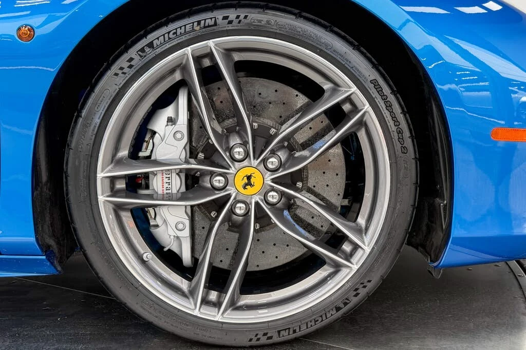 2018 Ferrari 488 Spider - Image 28 of 31