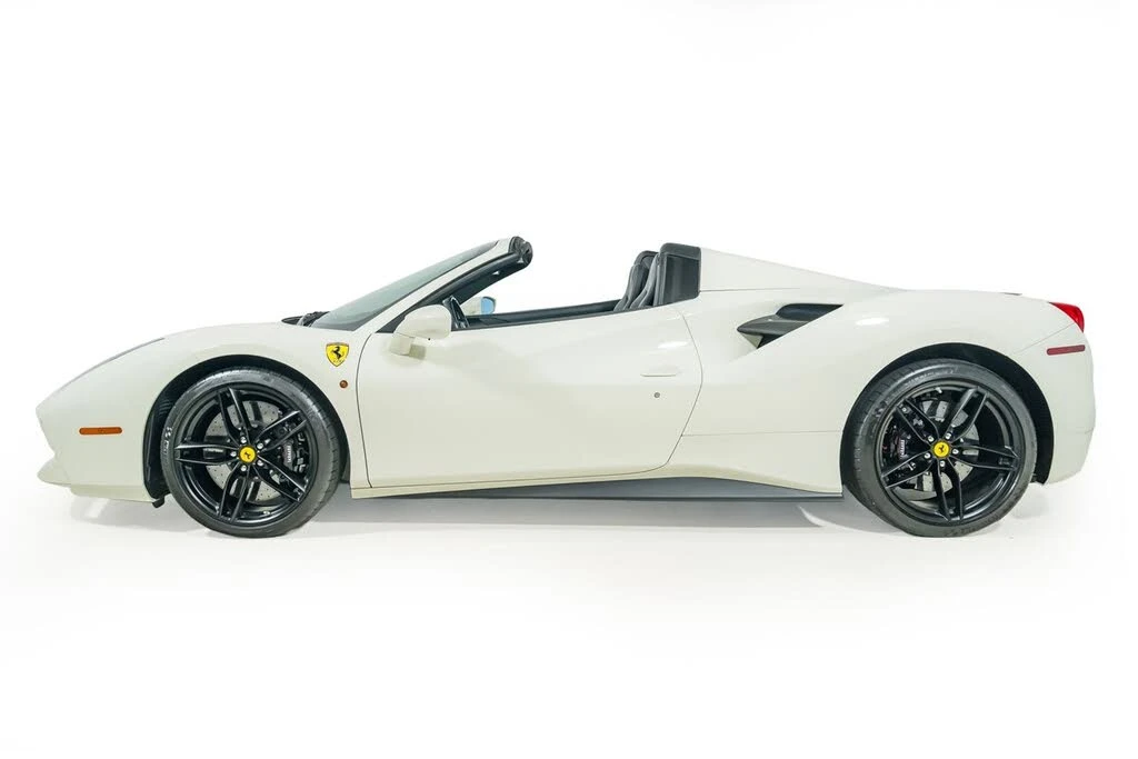 2018 Ferrari 488 Spider - Image 15 of 31