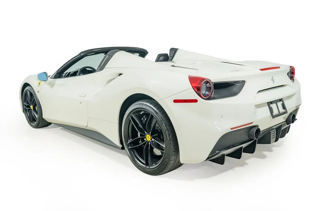2018 Ferrari 488 Spider - Image 16 of 31