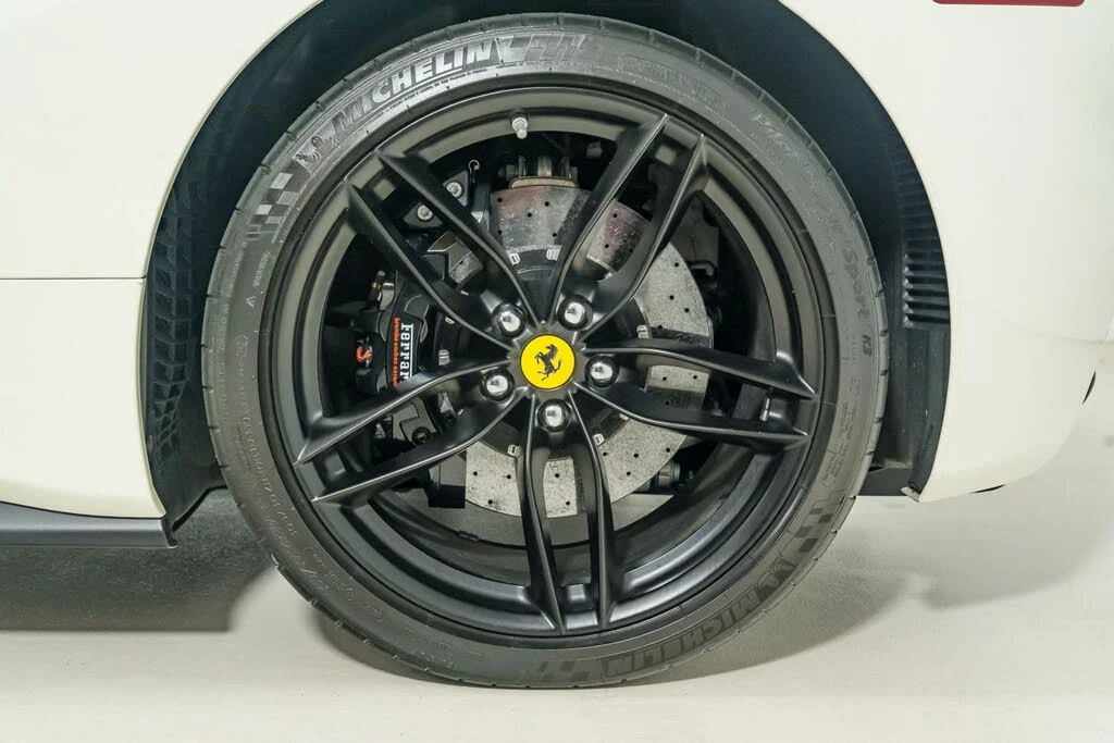 2018 Ferrari 488 Spider - Image 23 of 31