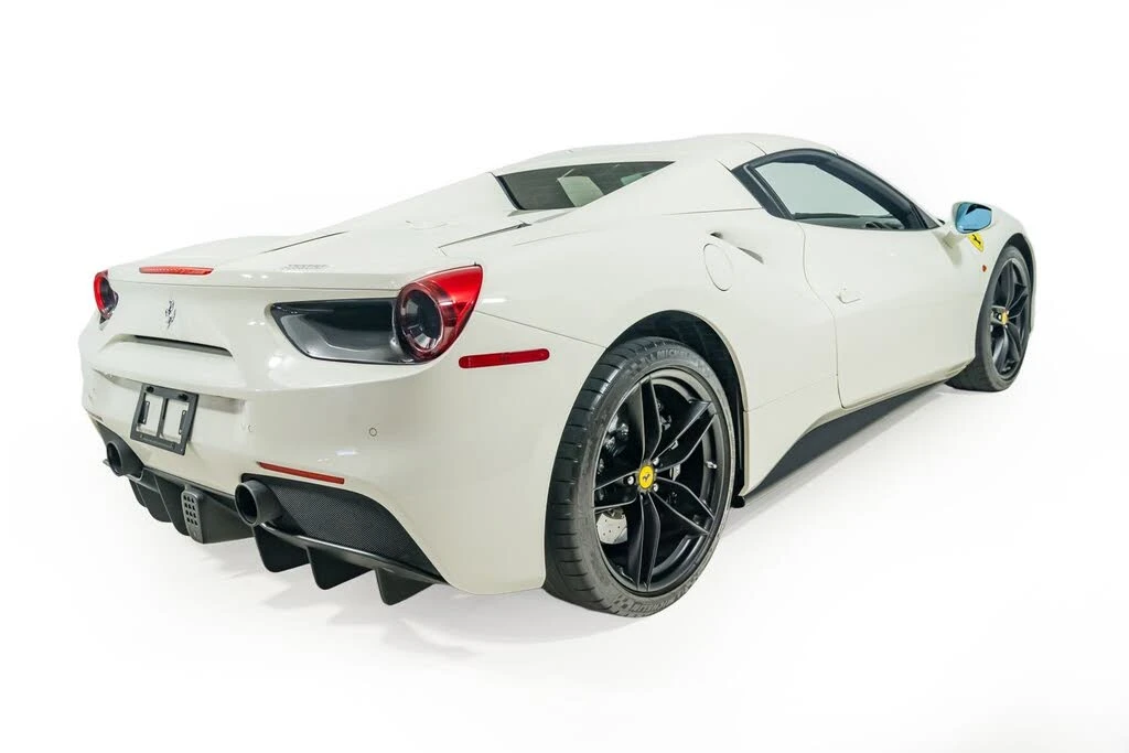 2018 Ferrari 488 Spider - Image 9 of 31