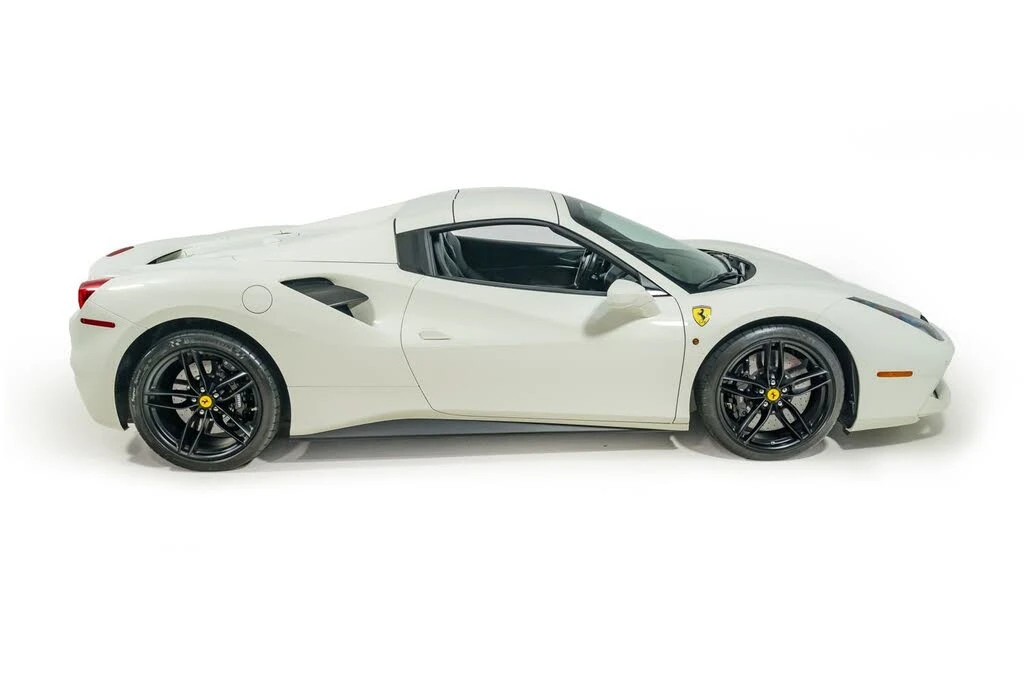 2018 Ferrari 488 Spider - Image 10 of 31