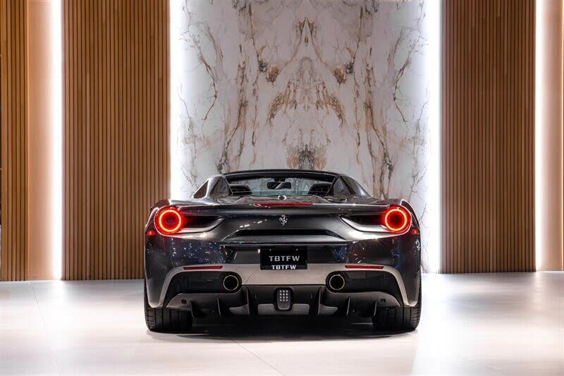 2018 Ferrari 488 Spider - Image 5 of 31