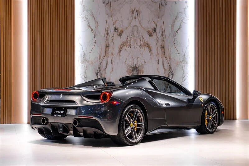 2018 Ferrari 488 Spider - Image 4 of 31