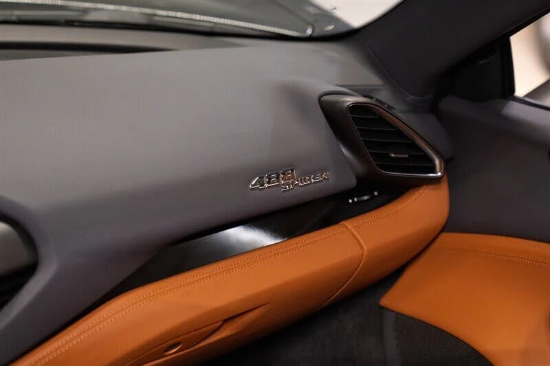 2018 Ferrari 488 Spider - Image 25 of 31